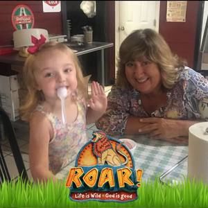 Meet your Posher, Sandy